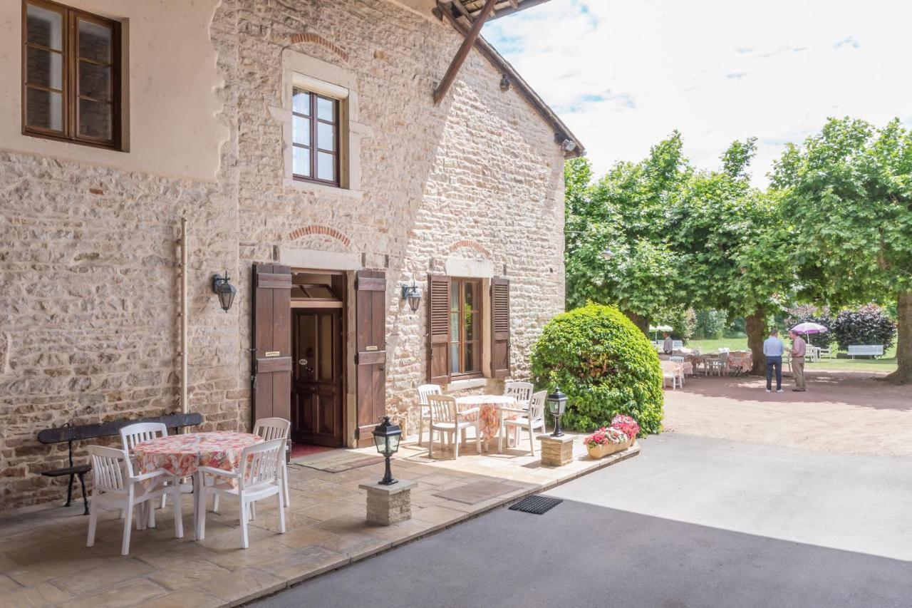 Hotel Et Appartements Les Platanes Thueyts Exterior foto